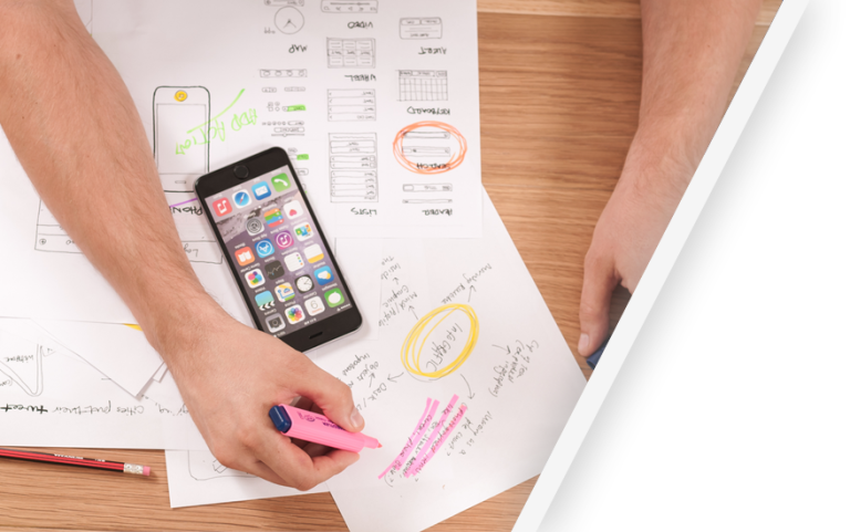 UI/UX DESIGN